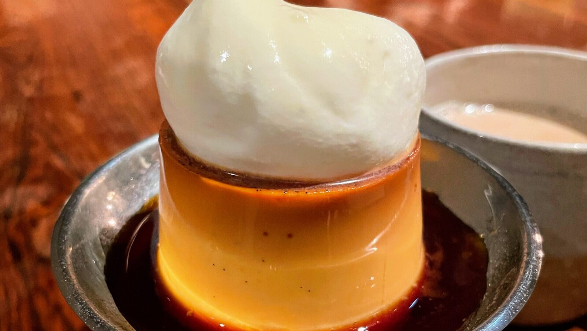 日本橋】兜町のおしゃれカフェ「coin」で味わう、ラム酒香る大人のプリン | pnoの東京固めプリン巡り