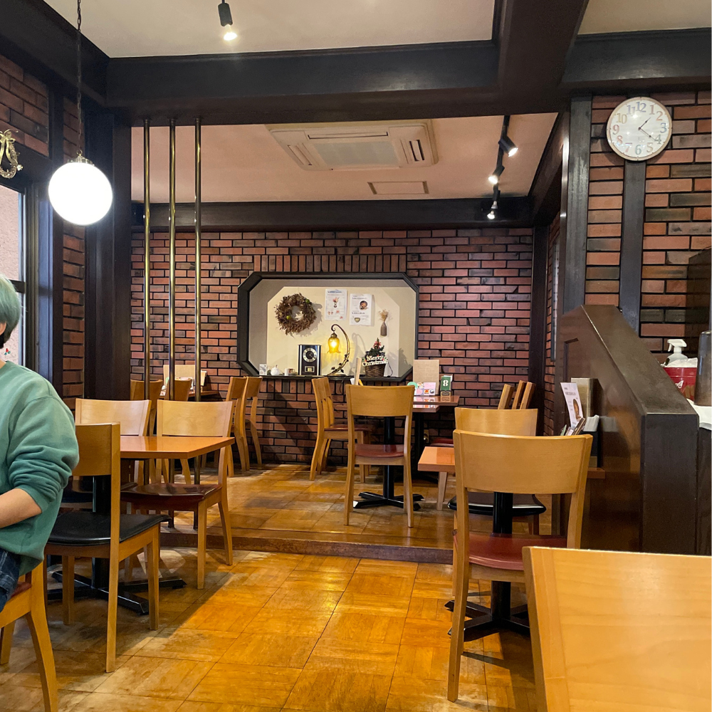 東伏見「喫茶、（きっさ・てん）」の内観２